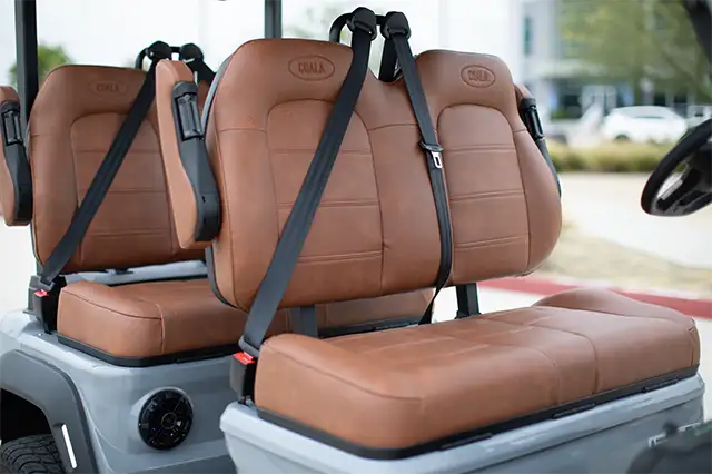 Coala 4 FF gray seats logo